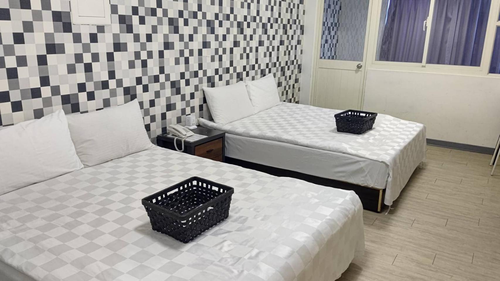 Sleep Taipei Hotel - Nanya Екстер'єр фото