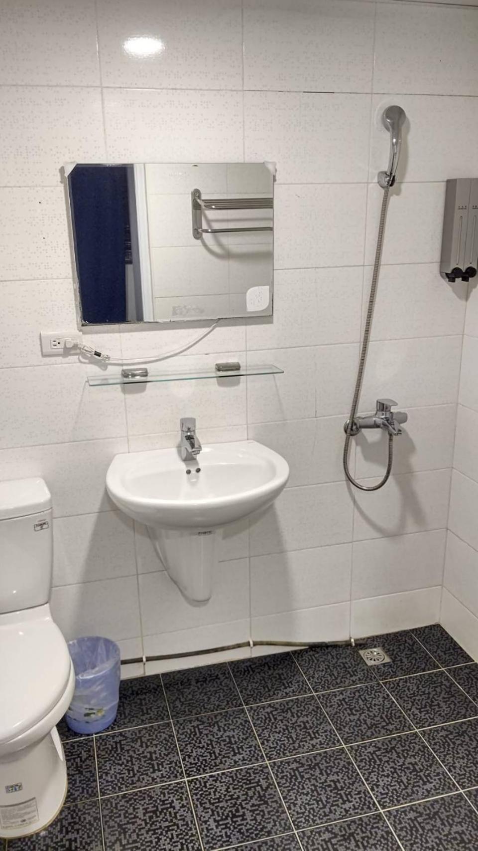 Sleep Taipei Hotel - Nanya Екстер'єр фото
