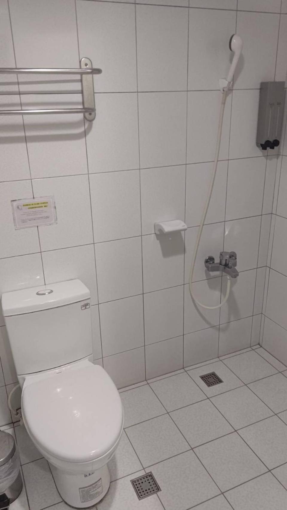 Sleep Taipei Hotel - Nanya Екстер'єр фото