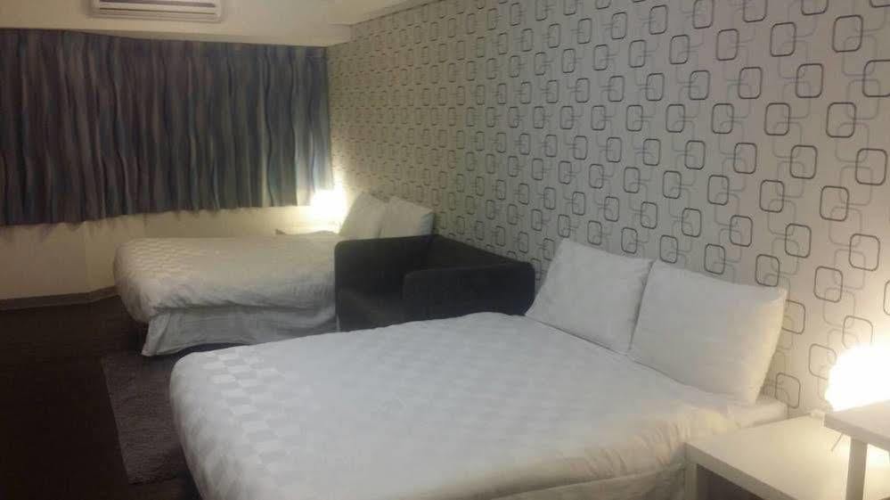 Sleep Taipei Hotel - Nanya Екстер'єр фото